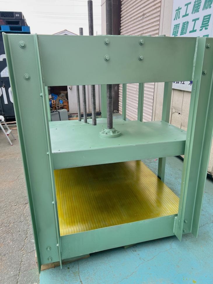協立精機 半自動式フラッシュプレス 4枚盤 P P-ISHW 4尺X8尺 4X8