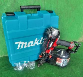 中古　マキタ　90㎜高圧エア釘打　AN930H