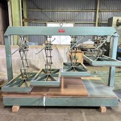 伊藤産業　手締め　手動式フラッシュプレス4X8　盤面積1250mmX2450mm