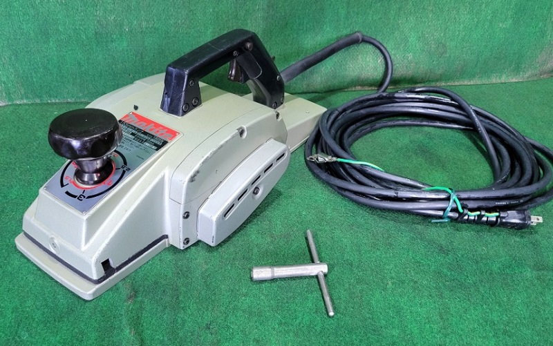 【中古品】マキタ電気カンナ1805N 2025年最新】マキタ カンナ 1805Nの人気アイテム - メルカリ