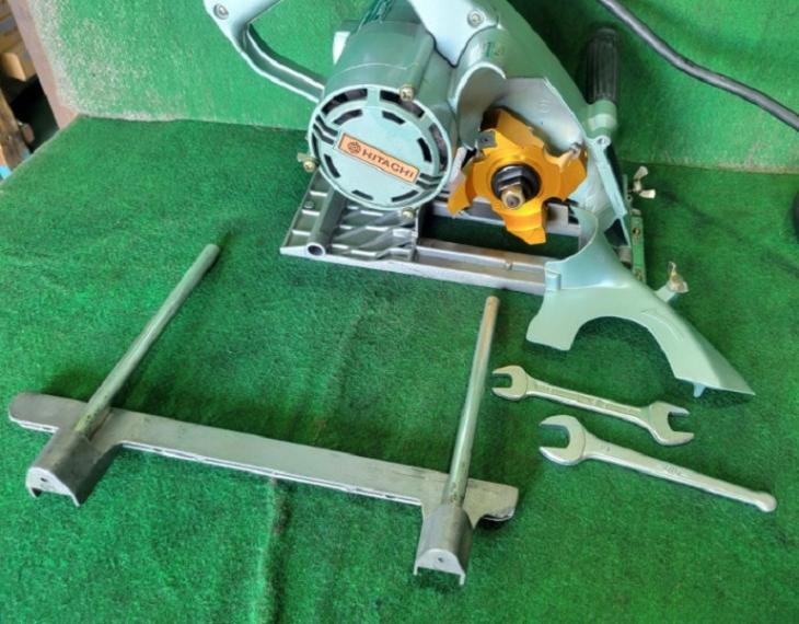 中古 日立工機 ブレーキ付仕上溝切 PG21Bの通販｜プロの道具館