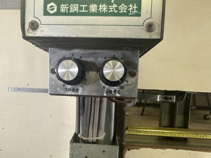 中古木工機械　シンクス　パネルソー　6尺切断　SZⅢ-6000 昇降インバーター仕様