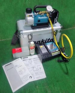 中古 マキタ 充電式真空ポンプ VP180DRG【別売品(ゲージ付バルブ)&(ホース)付属】