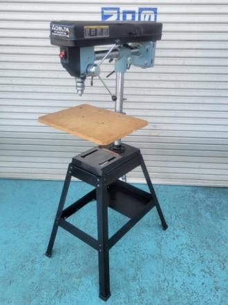 中古　DELTA　架台付ボール盤　11-090　※一部へこみ有(カバー)